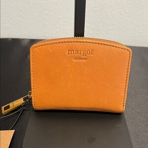 Margot New York |  “Gina” Leather Compact Wallet